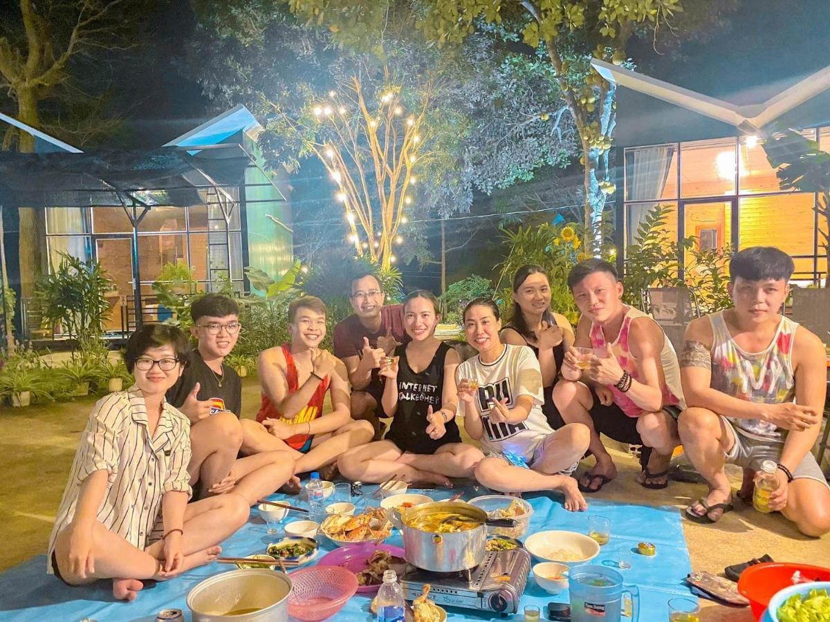 Homestay De La Rosa - Con Dao Chi Khu Co Ong ภายนอก รูปภาพ