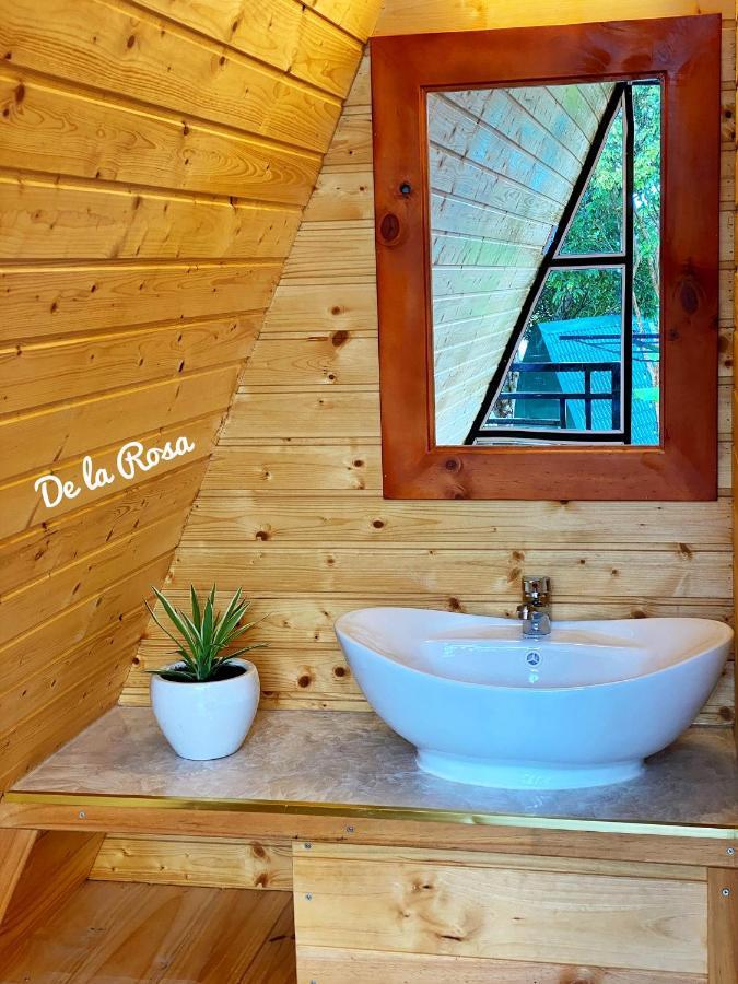 Homestay De La Rosa - Con Dao Chi Khu Co Ong ภายนอก รูปภาพ