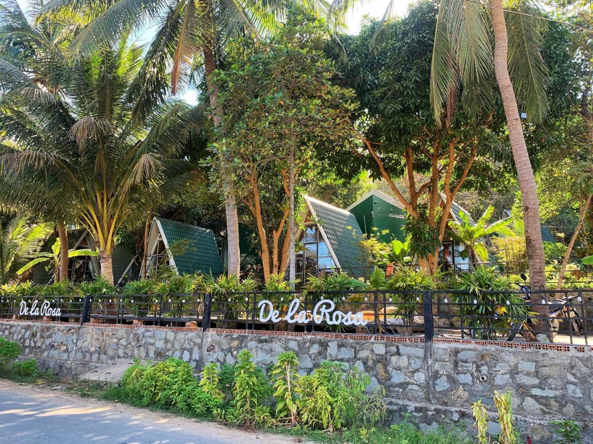 Homestay De La Rosa - Con Dao Chi Khu Co Ong ภายนอก รูปภาพ